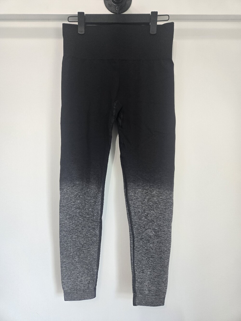 Gymshark Ombré seamless training leggings pant black grey MEDIUM